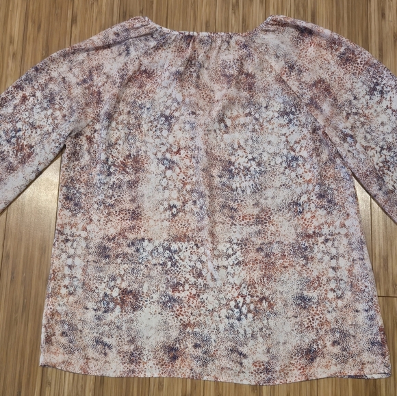 Vilot + Claire Multicolor Blouse - Picture 10 of 11